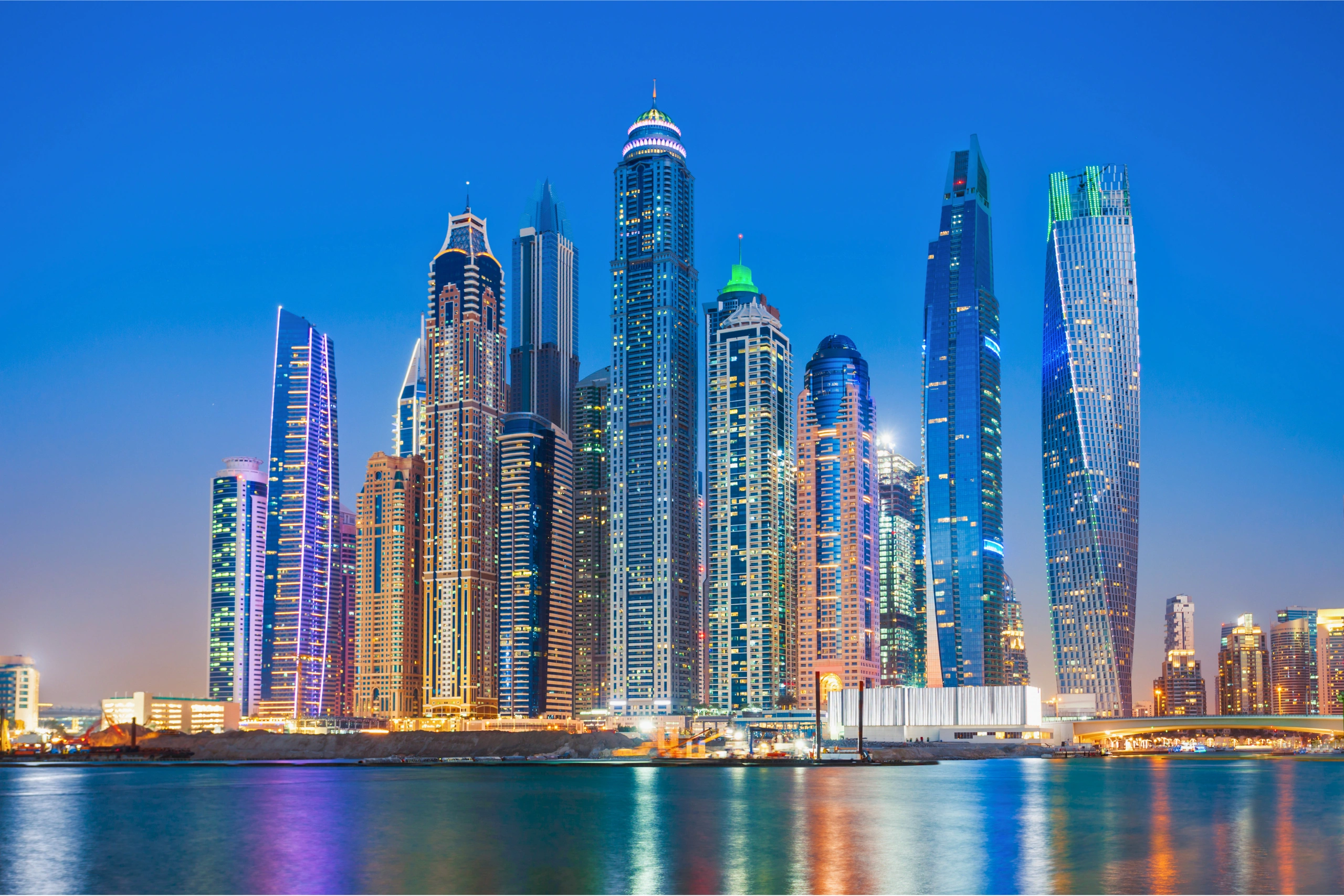 Apartment for rent in Dubai overlooking Dubai Marina