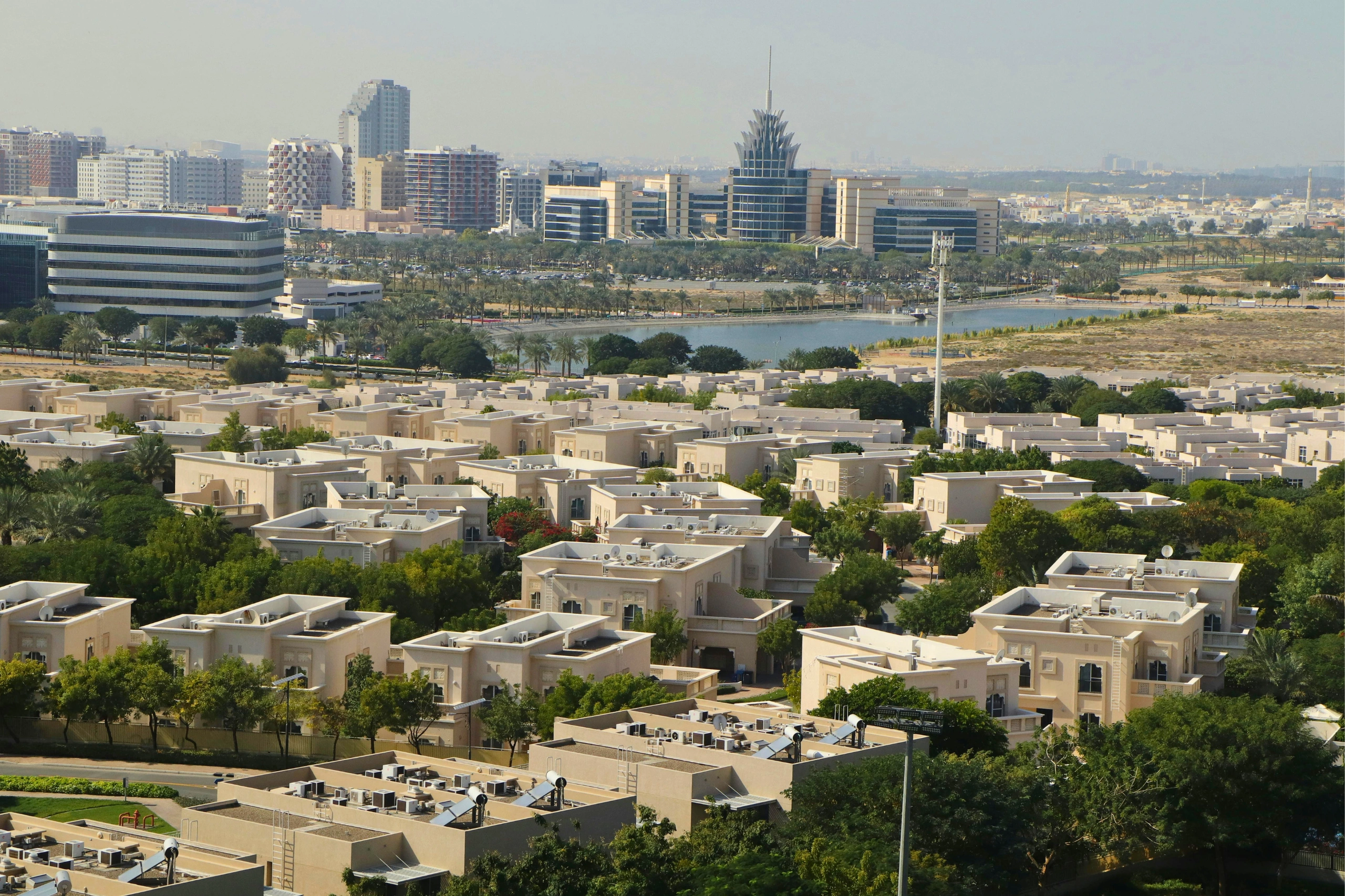 Best Areas to Live in Dubai featuring popular residential neighbourhoods